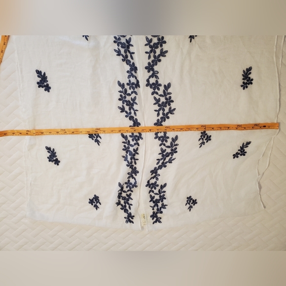 Cover up - Picture 7 of 13